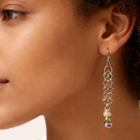 Handmade Jewelry - Chainmail Dangle Earrings With Pearls